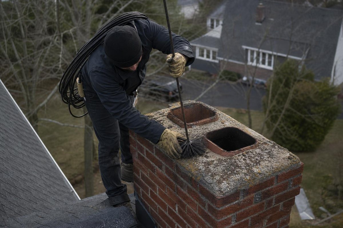 Leon Chimney Repair in Maplewood